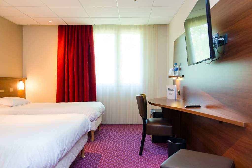 Brit Hotel Nantes Vigneux - L'Atlantel Quarto foto