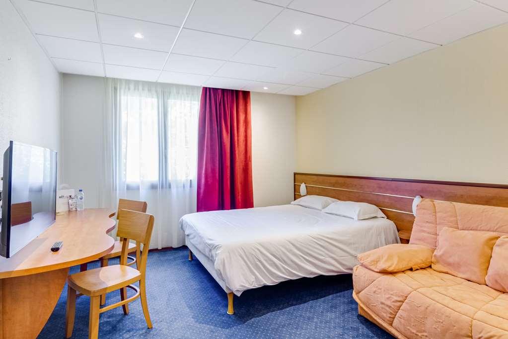 Brit Hotel Nantes Vigneux - L'Atlantel Quarto foto