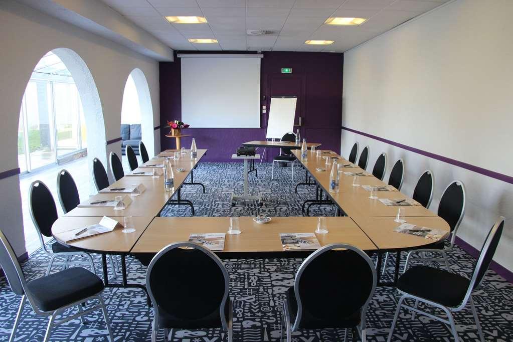 Brit Hotel Nantes Vigneux - L'Atlantel Instalações foto