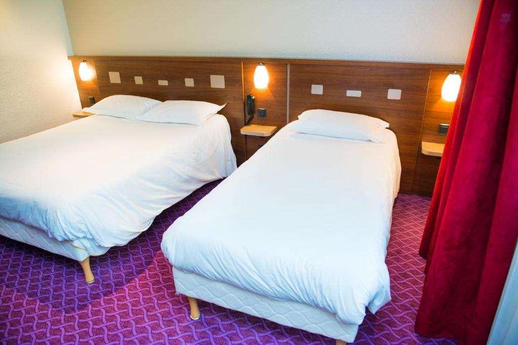 Brit Hotel Nantes Vigneux - L'Atlantel Quarto foto